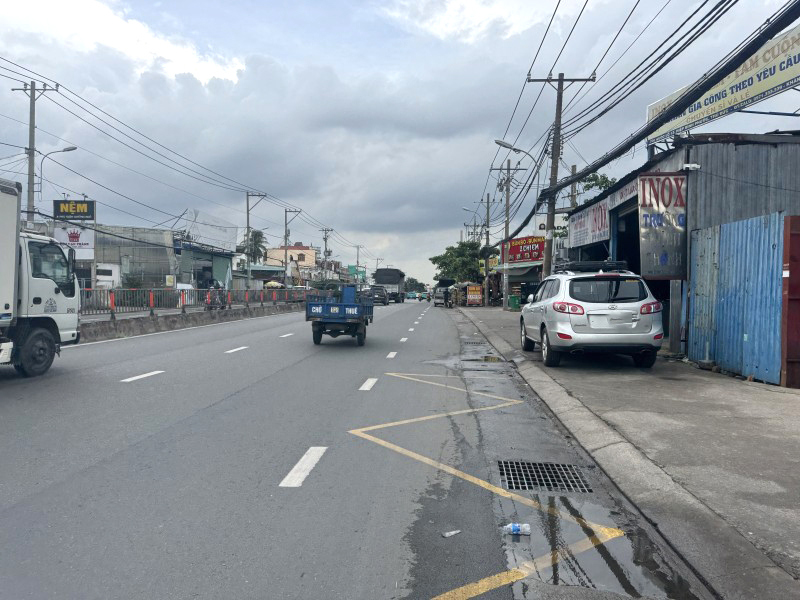 Bán Đất Mặt Tiền QL13 – Đối Diện Vạn Phúc City – 4.845m² – Chỉ 54tr/m² – Dòng Tiền 220tr/Tháng! - Ảnh 2